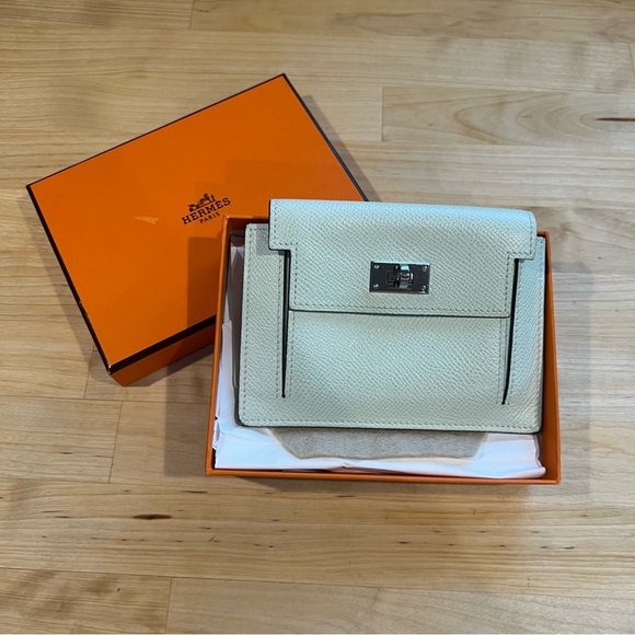 HERMES PHW Kelly Pocket Wallet Veau Epsom Leather Vert Fizz/Green - Picture 1 of 8